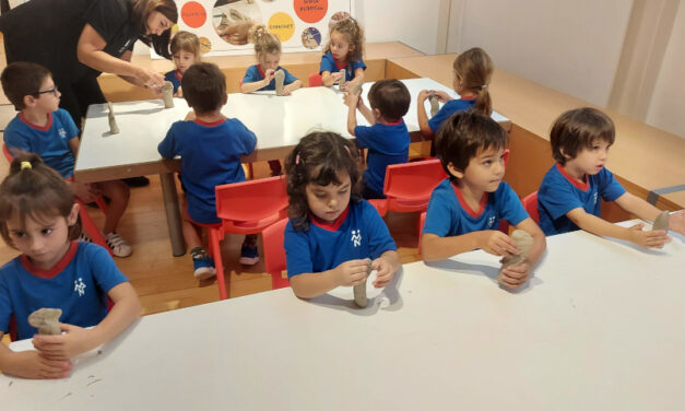 LOS ALUMNOS DE P4 VISITAN EL MAMT