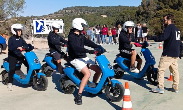 Taller “Mobilitat amb ciclomotors”