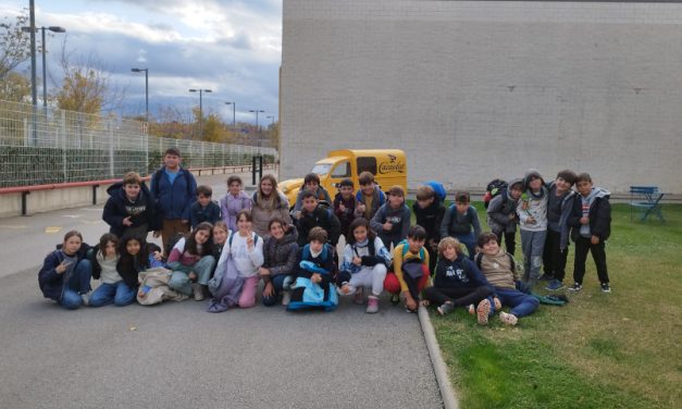 Visita dels alumnes de 5è i 6è de primària a les instal·lacions de Cacaolat i al taller Alícia